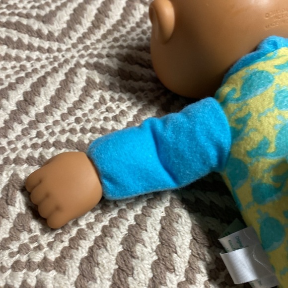 Cabbage patch kids bald baby Hispanic girl in ocean sleeper doll toy - Picture 9 of 12